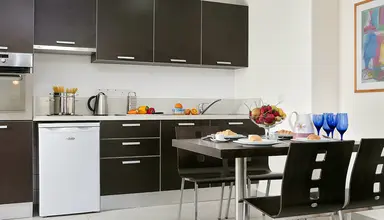 Anemi Hotel & Suites