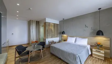 Anemi Hotel & Suites