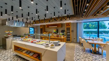 Anemi Hotel & Suites