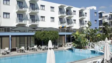 Anemi Hotel & Suites