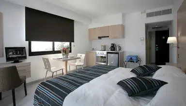 Anemi Hotel & Suites