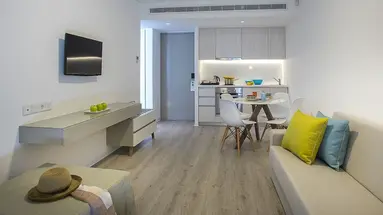Anemi Hotel & Suites