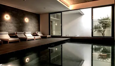 Anemi Hotel & Suites
