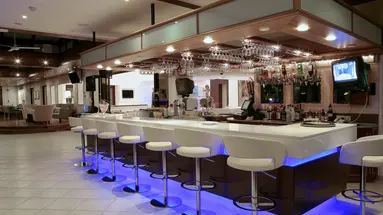 Anemi Hotel & Suites
