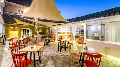 Anemos Suites