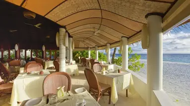 Angaga Island Resort
