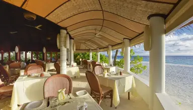 Angaga Island Resort