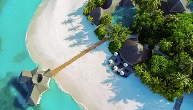 Angaga Island Resort