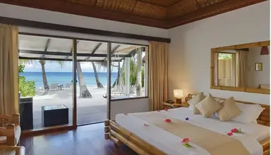 Angaga Island Resort