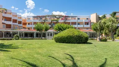 Anissa Beach & Village