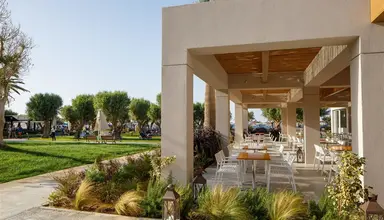 Anissa Beach & Village