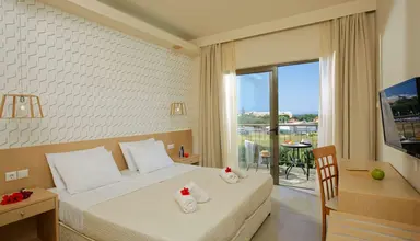 Anissa Oasis Beach