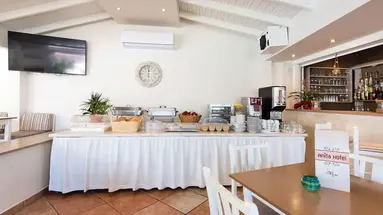 Anita Hotel