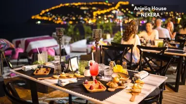 Anjeliq House