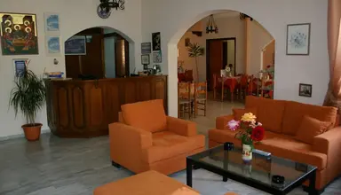Anna Aparthotel