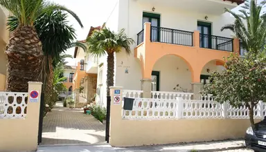 Anna Aparthotel
