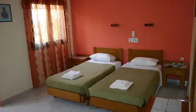 Anna Aparthotel