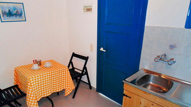Anna Apartments