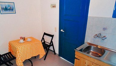 Anna Apartments