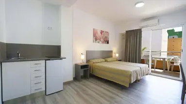 Anna Hostal