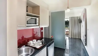 Anna's House Apartments
