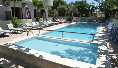 Anseli Apartments and Studios