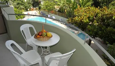 Anseli Apartments and Studios