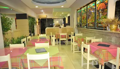 Anseli Apartments and Studios