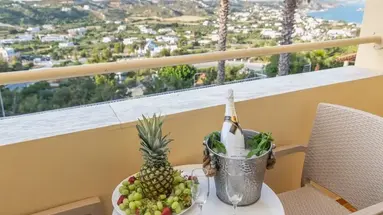 Anthoula Kos