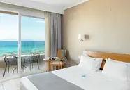 Antigoni Seaside Resort