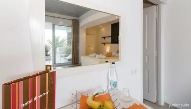 Antinea Suites & Spa
