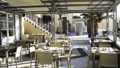 Antinea Suites & Spa