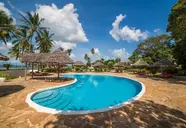 Antonio Beach Tree House Hotel & Spa