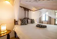 Antonio Beach Tree House Hotel & Spa