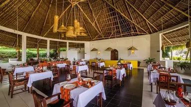 Antonio Beach Tree House Hotel & Spa