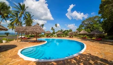 Antonio Beach Tree House Hotel & Spa