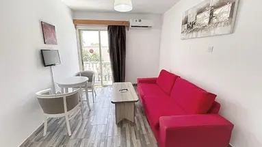 Antonis G Apartments