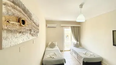 Antonis G Apartments