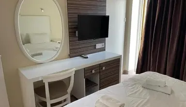 Antonis G Apartments
