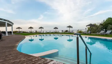 AP Oriental Beach