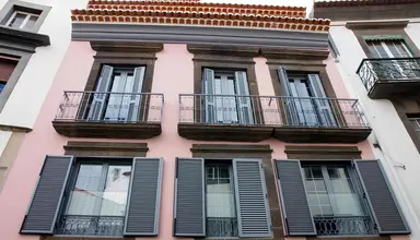 Apartamentos Funchal by Petit Hotels