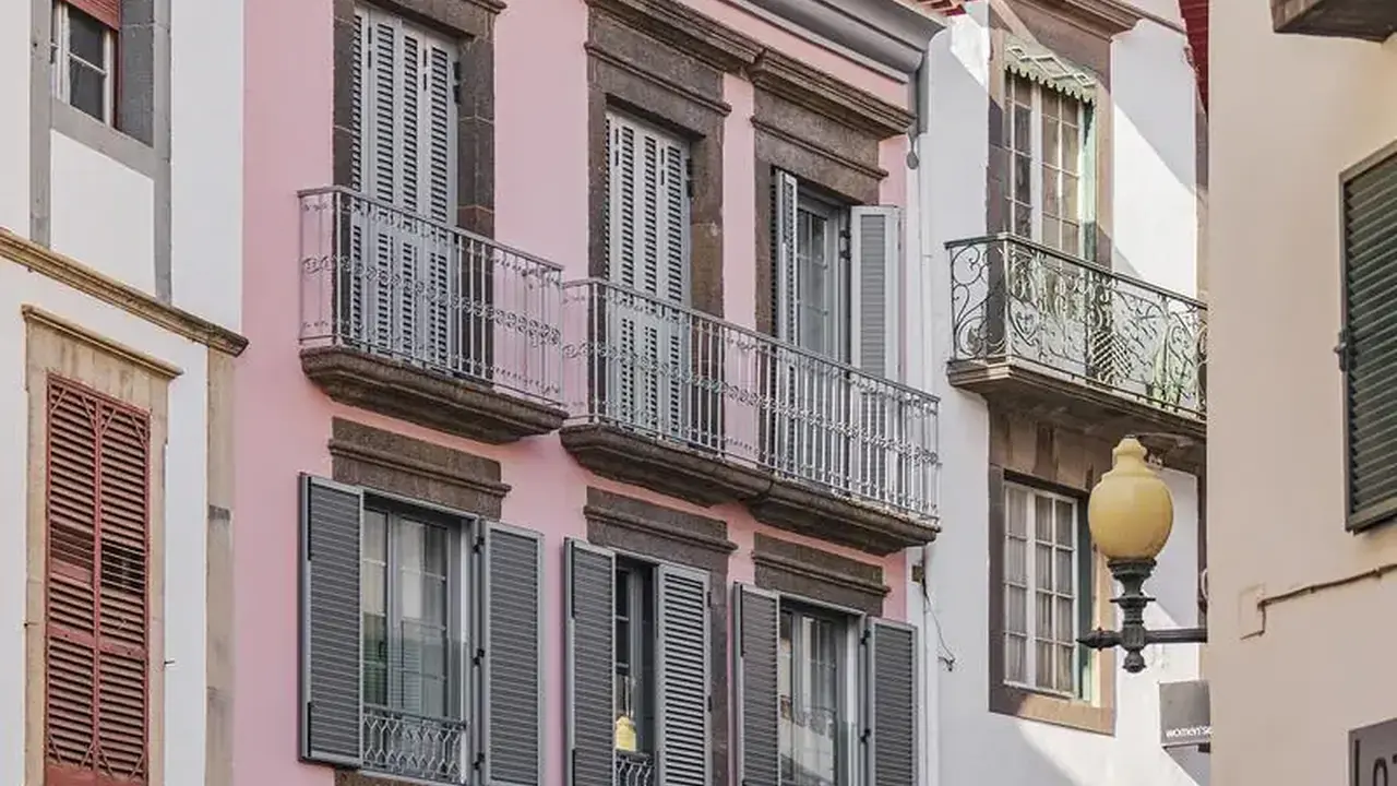 Apartamentos Funchal by Petit Hotels