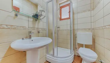 Apartamenty Lotos