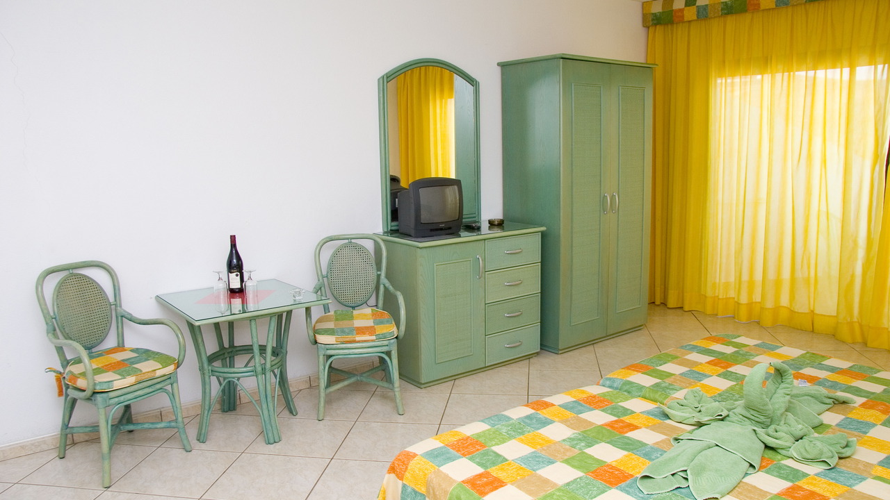 Aparthotel Esquinzo