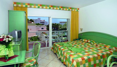 Aparthotel Esquinzo