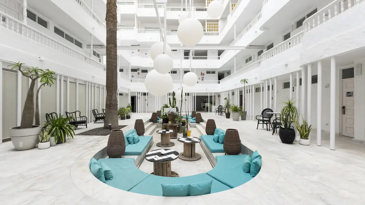 Aparthotel Gold by Marina