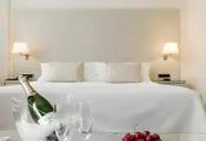 Aparthotel Mariano Cubi