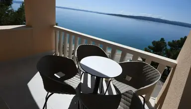 Aparthotel Milenij (Baska Voda)