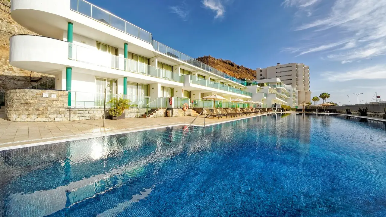 Aparthotel Morasol Suites