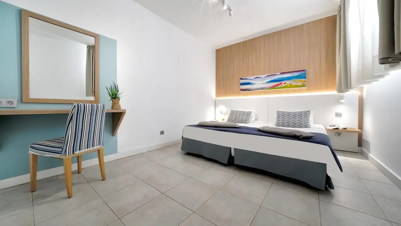 Aparthotel Morasol Suites